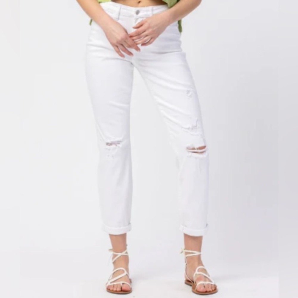 JUDY BLUE - Mid-Rise White Destroyed Boyfriend Jeans - NWOT
